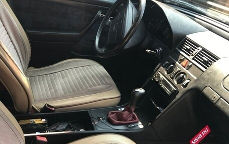 Mercedes-Benz C-Класс, 1997 год, 210 000 рублей, 4 фотография