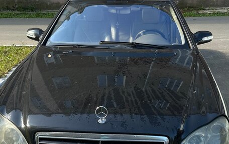 Mercedes-Benz S-Класс, 2004 год, 660 000 рублей, 1 фотография
