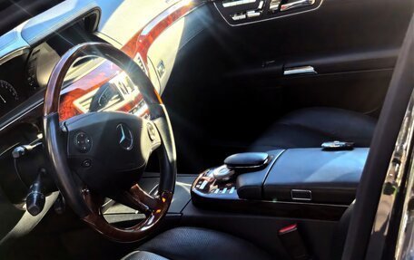 Mercedes-Benz S-Класс, 2007 год, 2 300 000 рублей, 10 фотография
