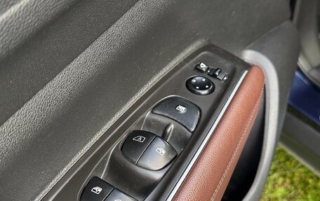 Renault Koleos II, 2017 год, 1 900 000 рублей, 10 фотография