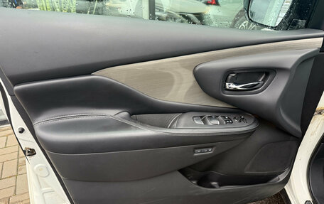 Nissan Murano, 2016 год, 1 995 000 рублей, 14 фотография
