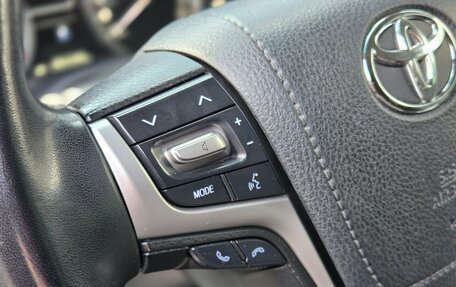 Toyota Land Cruiser 200, 2019 год, 5 699 000 рублей, 19 фотография