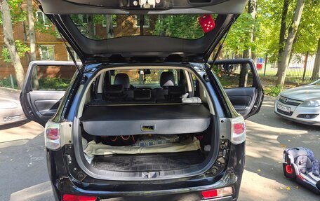 Mitsubishi Outlander III рестайлинг 3, 2013 год, 1 730 000 рублей, 8 фотография