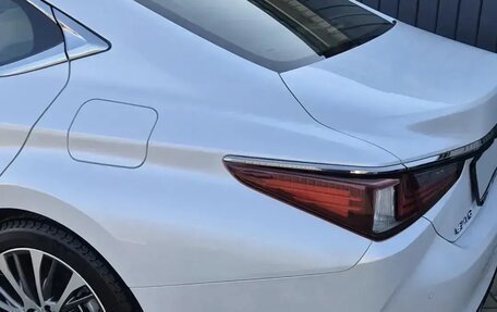 Lexus ES VII, 2018 год, 4 300 000 рублей, 6 фотография