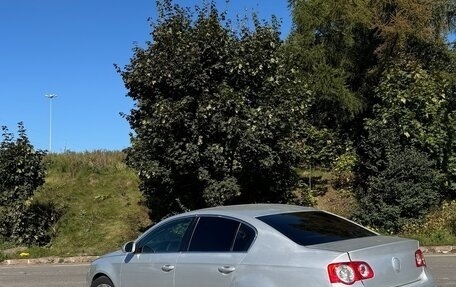 Volkswagen Passat B6, 2005 год, 315 000 рублей, 2 фотография