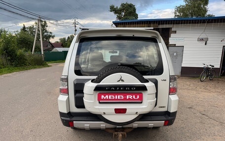 Mitsubishi Pajero IV, 2008 год, 1 380 000 рублей, 5 фотография