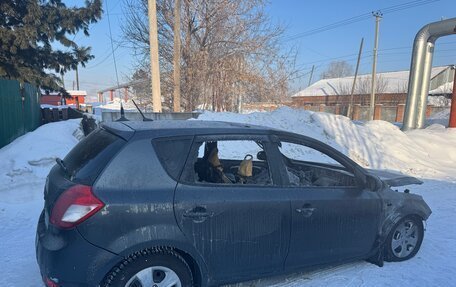 KIA cee'd I рестайлинг, 2011 год, 60 000 рублей, 3 фотография
