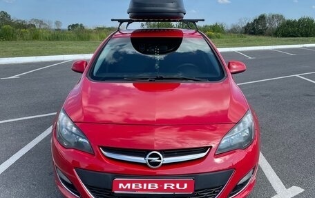 Opel Astra J, 2014 год, 950 000 рублей, 1 фотография