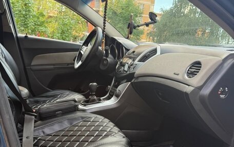 Chevrolet Cruze II, 2012 год, 700 000 рублей, 5 фотография