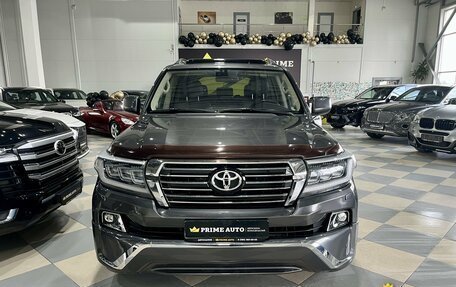 Toyota Land Cruiser 200, 2008 год, 2 699 000 рублей, 2 фотография