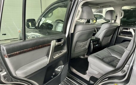 Toyota Land Cruiser 200, 2008 год, 2 699 000 рублей, 17 фотография