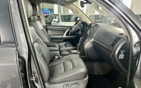 Toyota Land Cruiser 200, 2008 год, 2 699 000 рублей, 26 фотография
