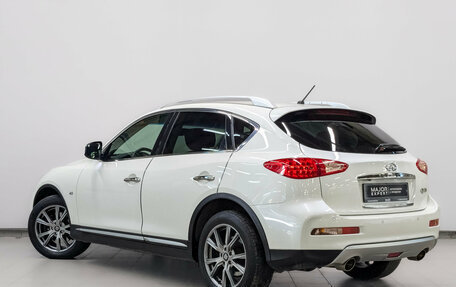 Infiniti QX50 I рестайлинг, 2016 год, 2 400 000 рублей, 7 фотография