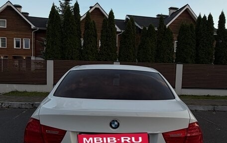 BMW 3 серия, 2011 год, 790 000 рублей, 11 фотография