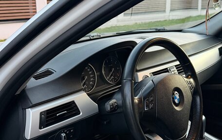 BMW 3 серия, 2011 год, 790 000 рублей, 19 фотография