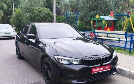 BMW 3 серия, 2019 год, 2 950 000 рублей, 1 фотография