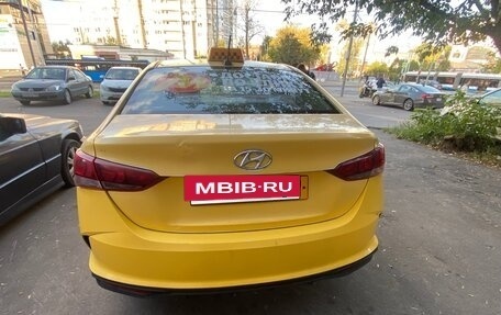 Hyundai Solaris II рестайлинг, 2020 год, 750 000 рублей, 3 фотография