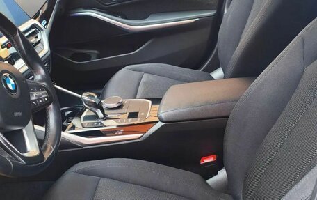 BMW 3 серия, 2019 год, 2 950 000 рублей, 9 фотография