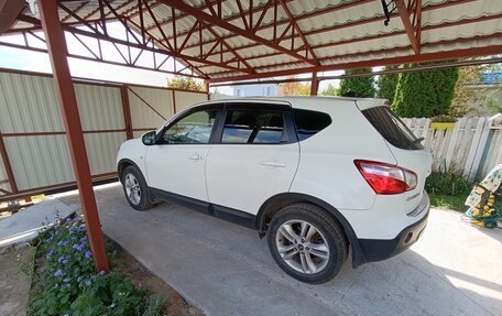Nissan Qashqai, 2010 год, 950 000 рублей, 4 фотография