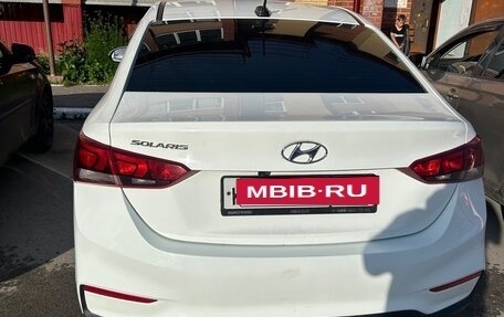 Hyundai Solaris II рестайлинг, 2017 год, 1 250 000 рублей, 2 фотография