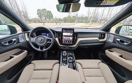 Volvo XC60 II, 2026 год, 5 985 404 рублей, 13 фотография