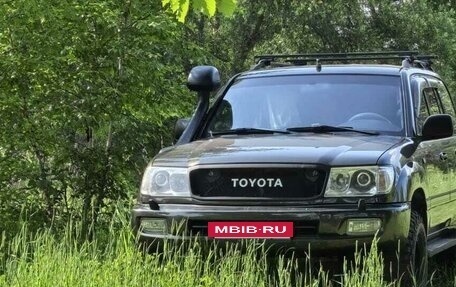 Toyota Land Cruiser 100 рестайлинг 2, 1998 год, 3 550 000 рублей, 11 фотография