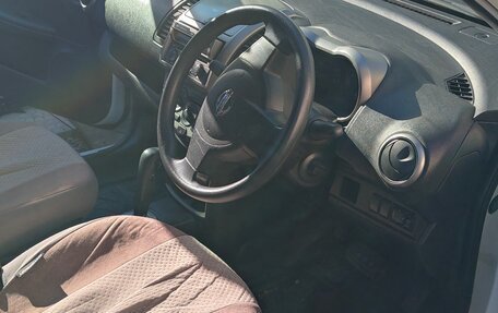 Nissan Note II рестайлинг, 2005 год, 400 000 рублей, 16 фотография