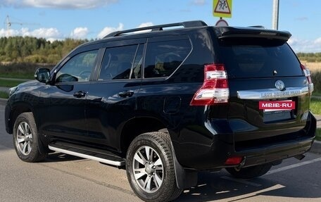 Toyota Land Cruiser Prado 150 рестайлинг 2, 2015 год, 3 700 000 рублей, 5 фотография