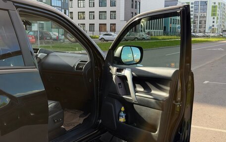 Toyota Land Cruiser Prado 150 рестайлинг 2, 2015 год, 3 700 000 рублей, 15 фотография