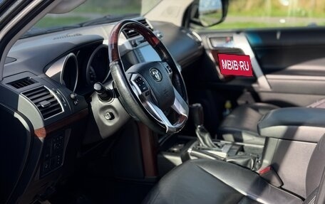 Toyota Land Cruiser Prado 150 рестайлинг 2, 2015 год, 3 700 000 рублей, 10 фотография