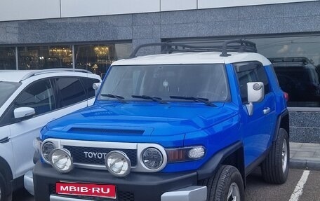 Toyota FJ Cruiser, 2006 год, 2 600 000 рублей, 1 фотография