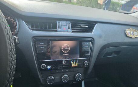 Skoda Octavia, 2018 год, 400 000 рублей, 13 фотография
