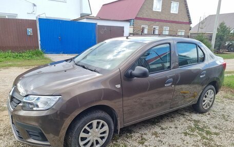 Renault Logan II, 2018 год, 1 100 000 рублей, 4 фотография