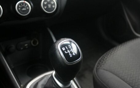 KIA Rio III рестайлинг, 2016 год, 990 000 рублей, 13 фотография