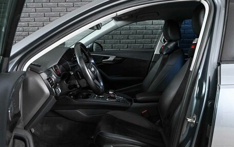 Audi A4, 2017 год, 2 620 000 рублей, 11 фотография