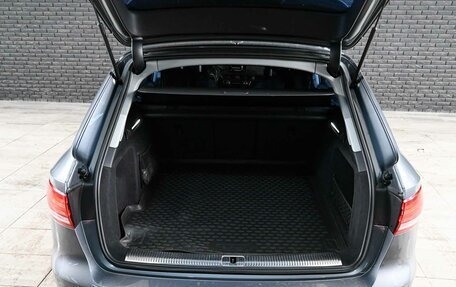 Audi A4, 2017 год, 2 620 000 рублей, 10 фотография