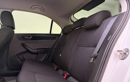 Skoda Rapid I, 2018 год, 899 000 рублей, 12 фотография