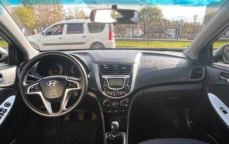 Hyundai Solaris II рестайлинг, 2011 год, 675 000 рублей, 12 фотография