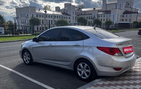 Hyundai Solaris II рестайлинг, 2011 год, 675 000 рублей, 9 фотография