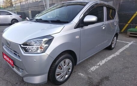 Daihatsu Mira e:S I рестайлинг, 2017 год, 490 000 рублей, 1 фотография