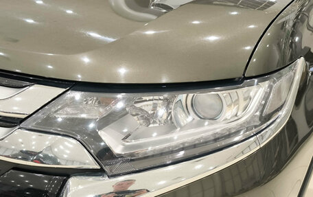 Mitsubishi Outlander III рестайлинг 3, 2016 год, 1 780 000 рублей, 17 фотография
