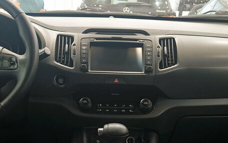 KIA Sportage III, 2011 год, 880 000 рублей, 15 фотография