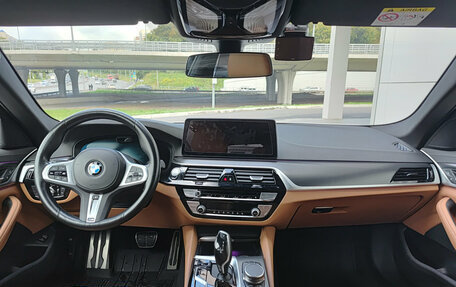 BMW 5 серия, 2022 год, 4 790 000 рублей, 14 фотография