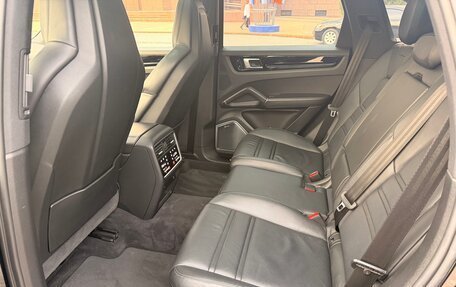 Porsche Cayenne III, 2019 год, 9 000 000 рублей, 8 фотография