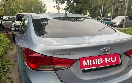 Hyundai Elantra V, 2011 год, 350 000 рублей, 4 фотография