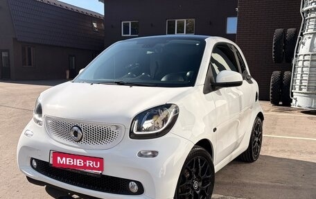 Smart Fortwo III, 2018 год, 1 300 000 рублей, 3 фотография