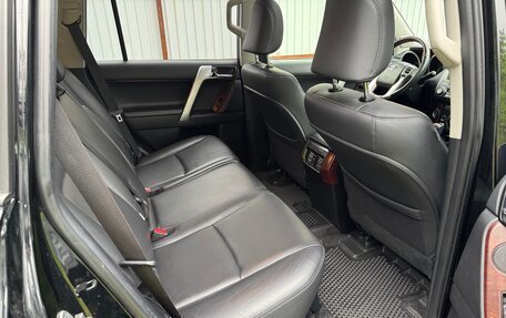 Toyota Land Cruiser Prado 150 рестайлинг 2, 2016 год, 3 750 000 рублей, 8 фотография