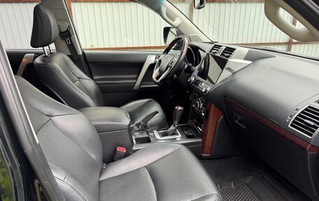 Toyota Land Cruiser Prado 150 рестайлинг 2, 2016 год, 3 750 000 рублей, 7 фотография