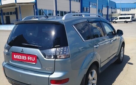 Mitsubishi Outlander III рестайлинг 3, 2008 год, 800 000 рублей, 6 фотография