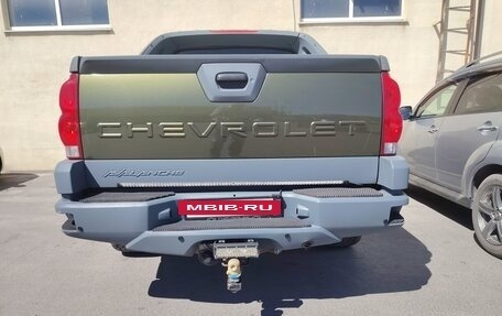 Chevrolet Avalanche I, 2002 год, 1 450 000 рублей, 10 фотография